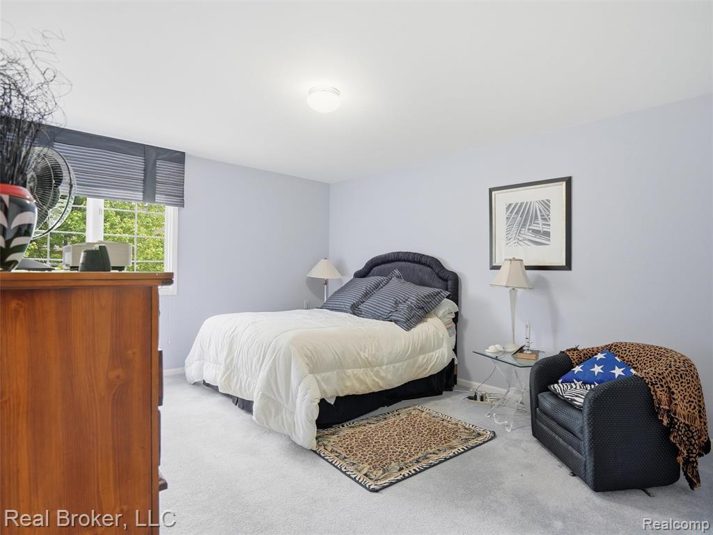 2710 Maitland Drive Property Photo 20