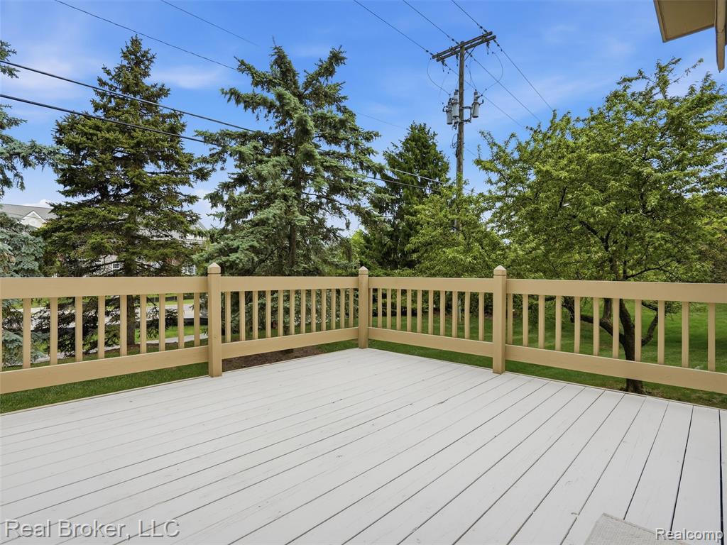 2710 Maitland Drive Property Photo 34