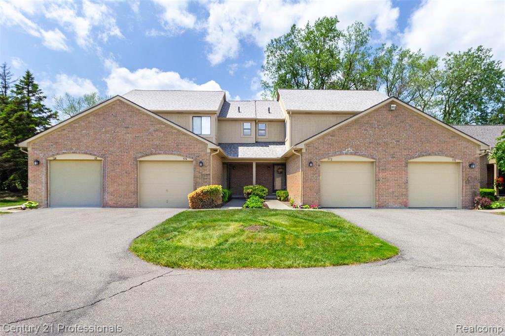574 Tennyson Property Photo 1
