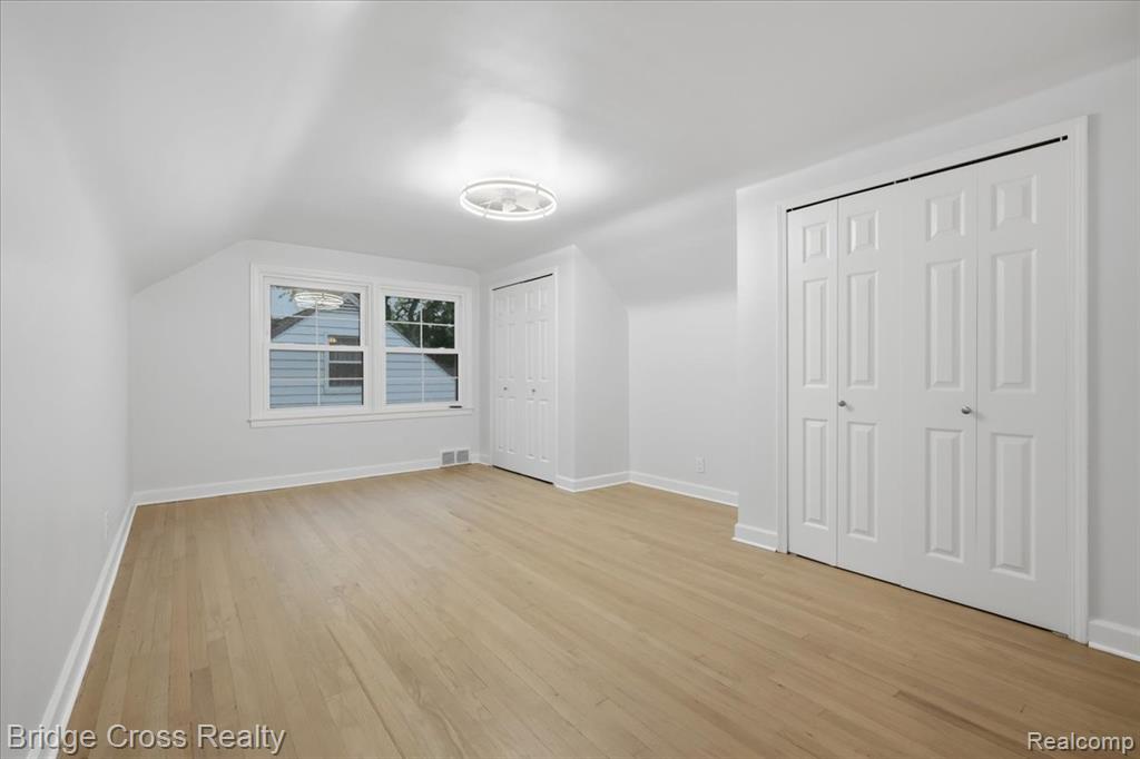 1790 Humphrey Avenue Property Photo 23