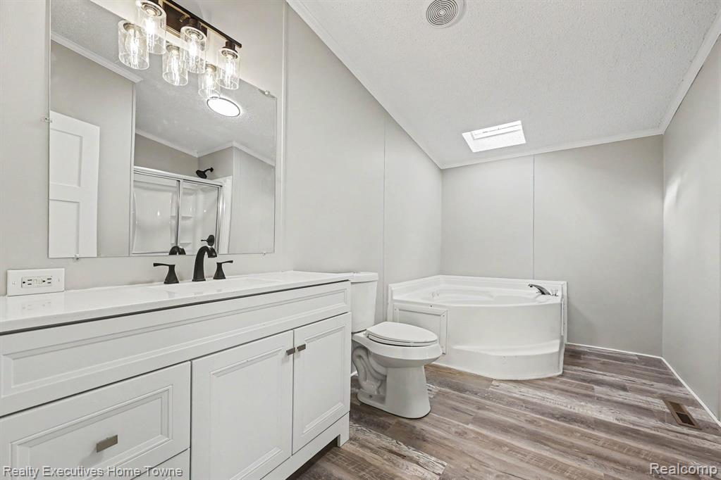 59587 Susan Ln N. Property Photo 23