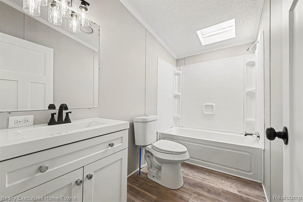 59587 Susan Ln N. Property Photo 24