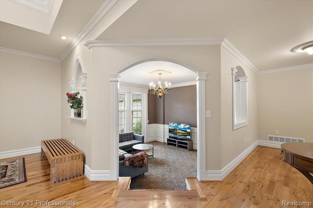 6705 College Park Drive Property Photo 24