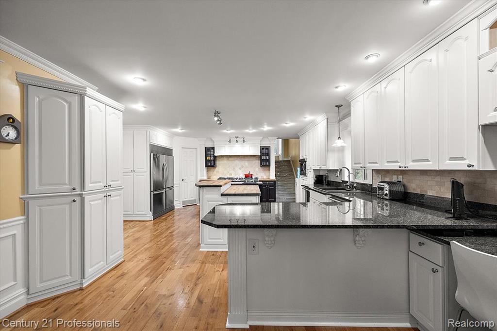6705 College Park Drive Property Photo 34
