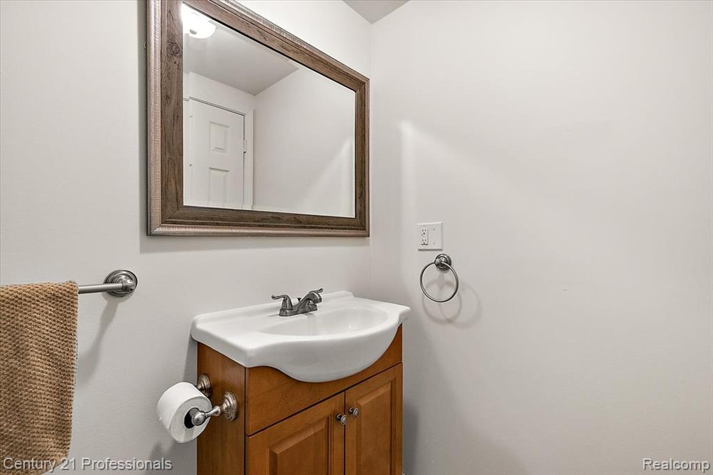 6705 College Park Drive Property Photo 88