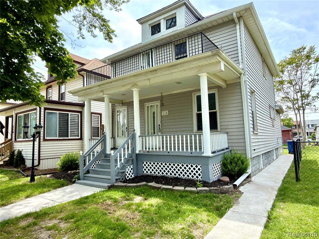 114 Pine Street Property Photo 1