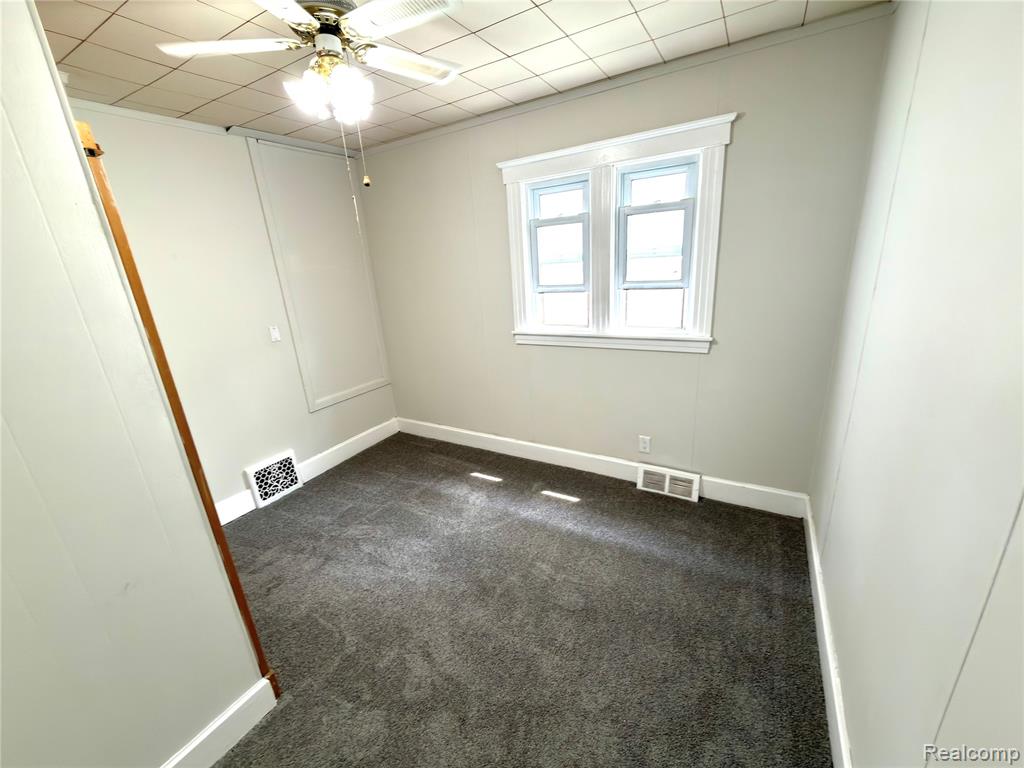 114 Pine Street Property Photo 7