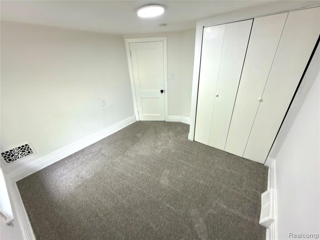 114 Pine Street Property Photo 13