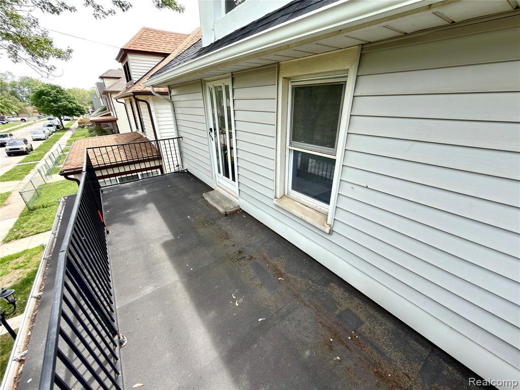114 Pine Street Property Photo 19
