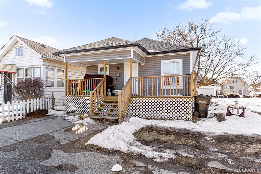 9365 Quincy Street Property Photo 1