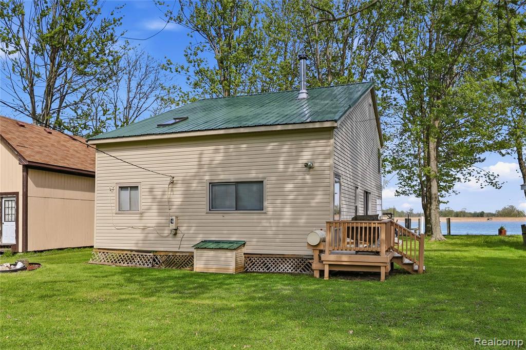 6556 Dickinson Island Property Photo 26