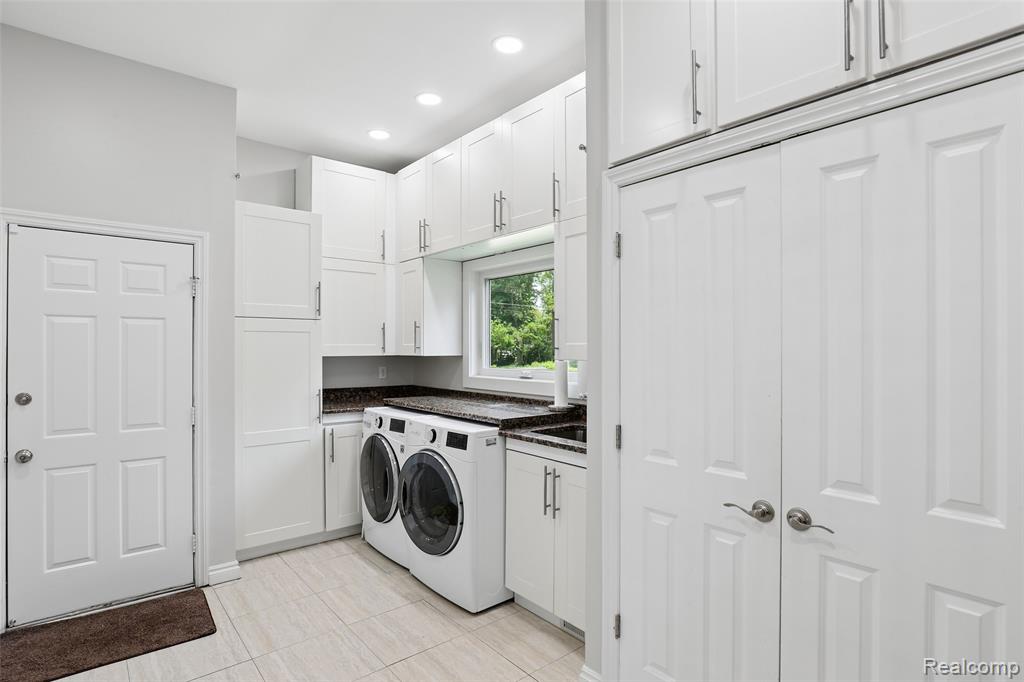 1600 Vanstone Drive Property Photo 33