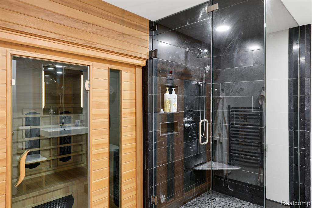 1600 Vanstone Drive Property Photo 41