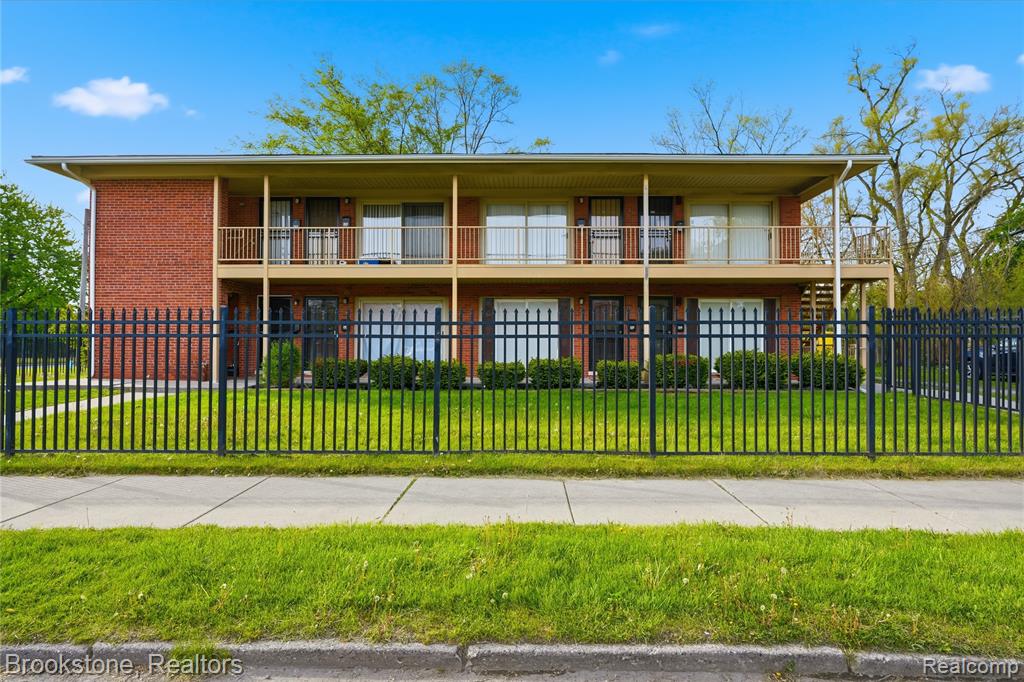 9439 Chalmers Street Property Photo 1