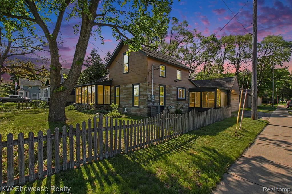 349 W Livingston Road