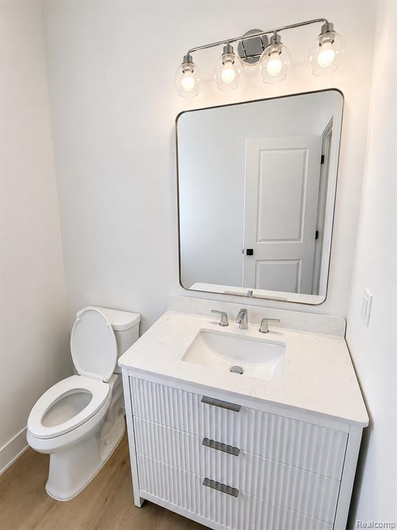 3153 Ellwood Ave. Property Photo 8
