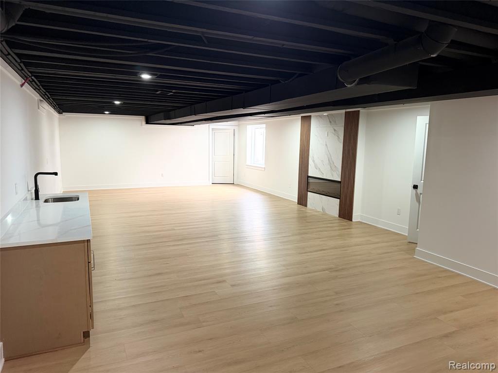 3153 Ellwood Ave. Property Photo 22