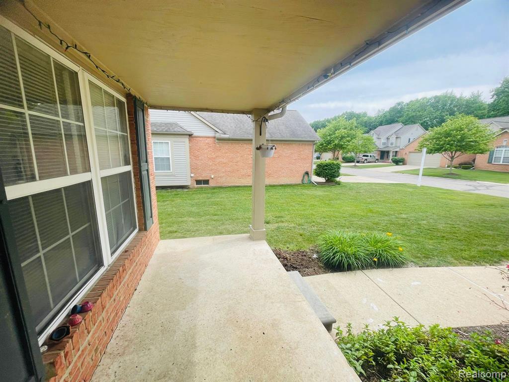 521 Cherry Grove Road Property Photo 2