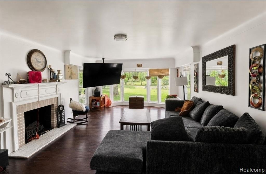 3224 Circle Drive Property Photo 4