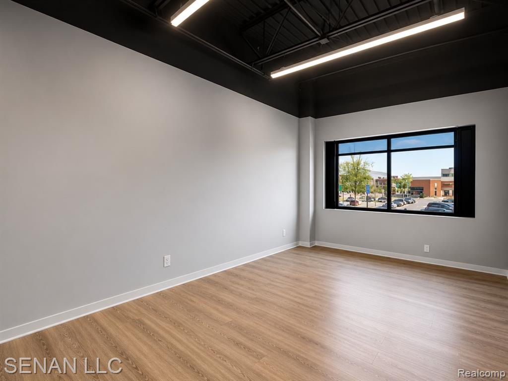 22241 Michigan Avenue Property Photo 8