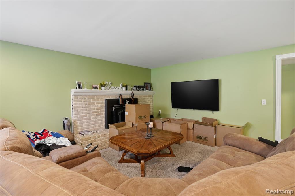 2478 Hiller Road Property Photo 26