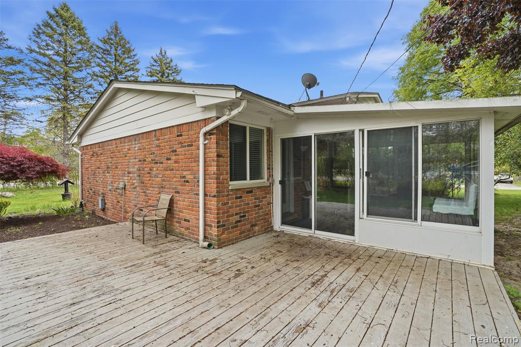 2478 Hiller Road Property Photo 31