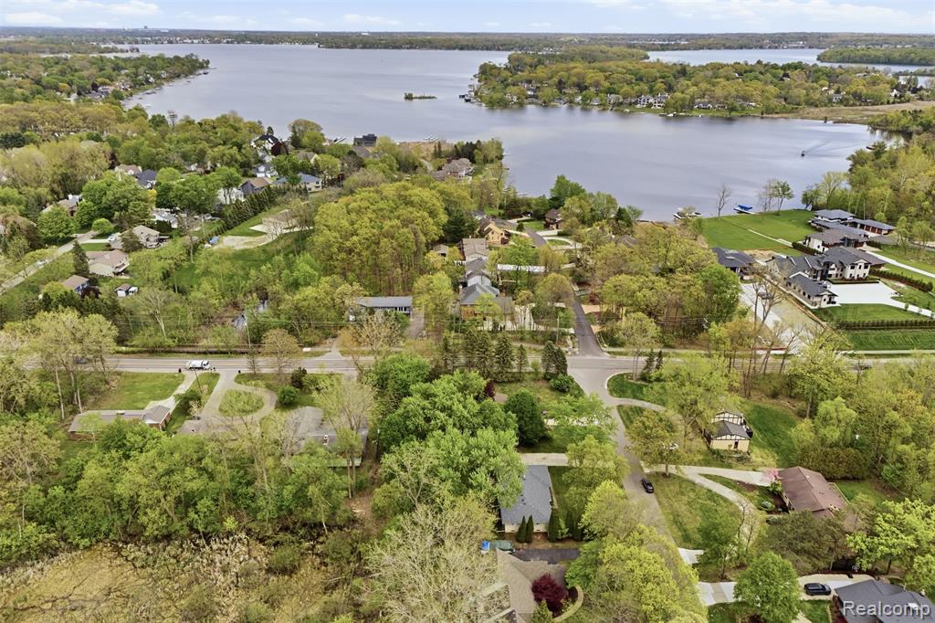 2478 Hiller Road Property Photo 37