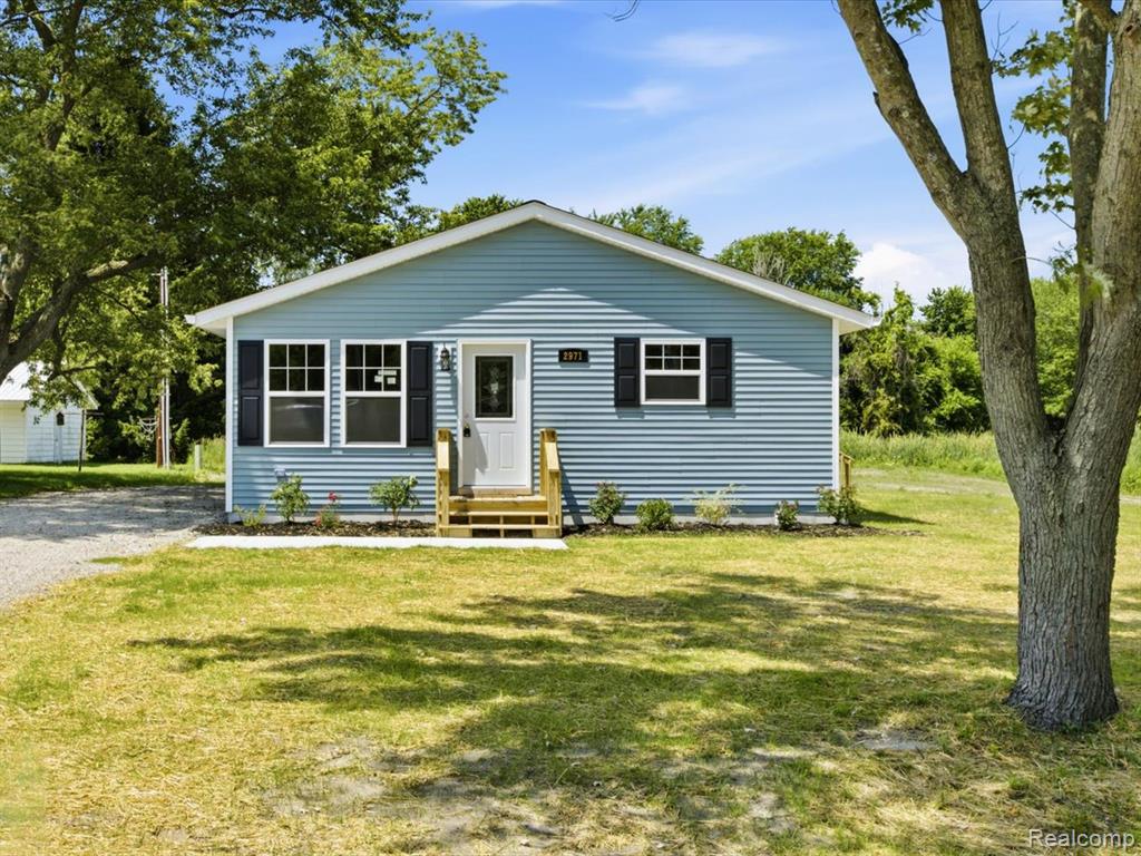 2971 Beach Road Property Photo 1