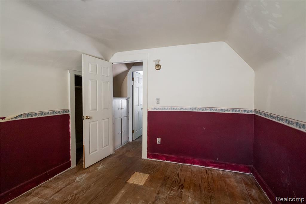 23122 Reynolds Avenue Property Photo 25