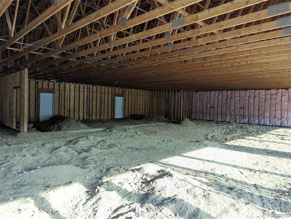 1324 W State Street Property Photo 3