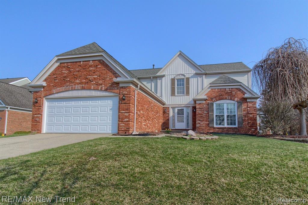 45331 Courtview Trail Property Photo 1