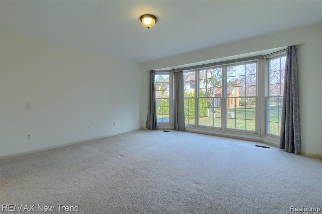 45331 Courtview Trail Property Photo 15
