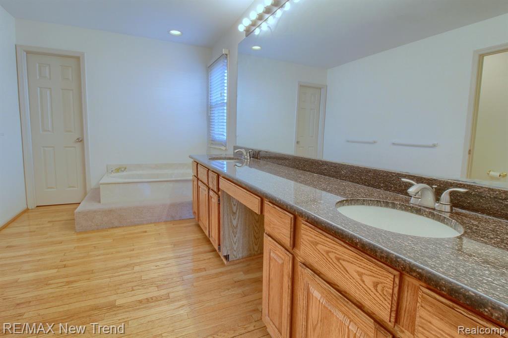 45331 Courtview Trail Property Photo 17