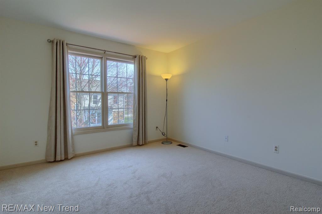 45331 Courtview Trail Property Photo 22