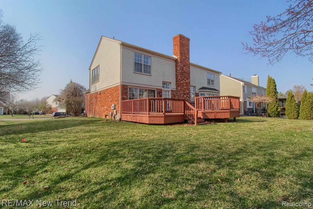 45331 Courtview Trail Property Photo 28