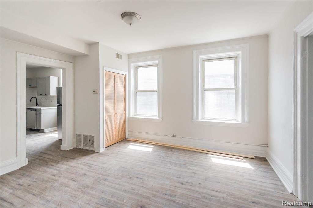 1124 Mckinstry Street Property Photo 3