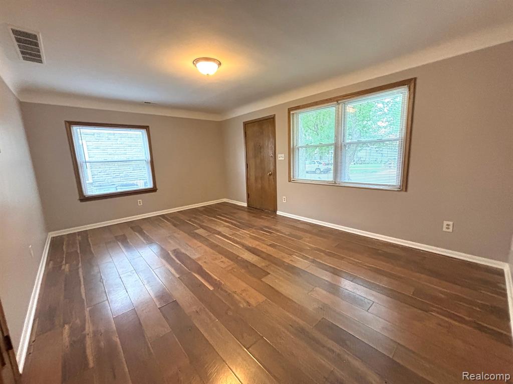 1455 E George Avenue Property Photo 2