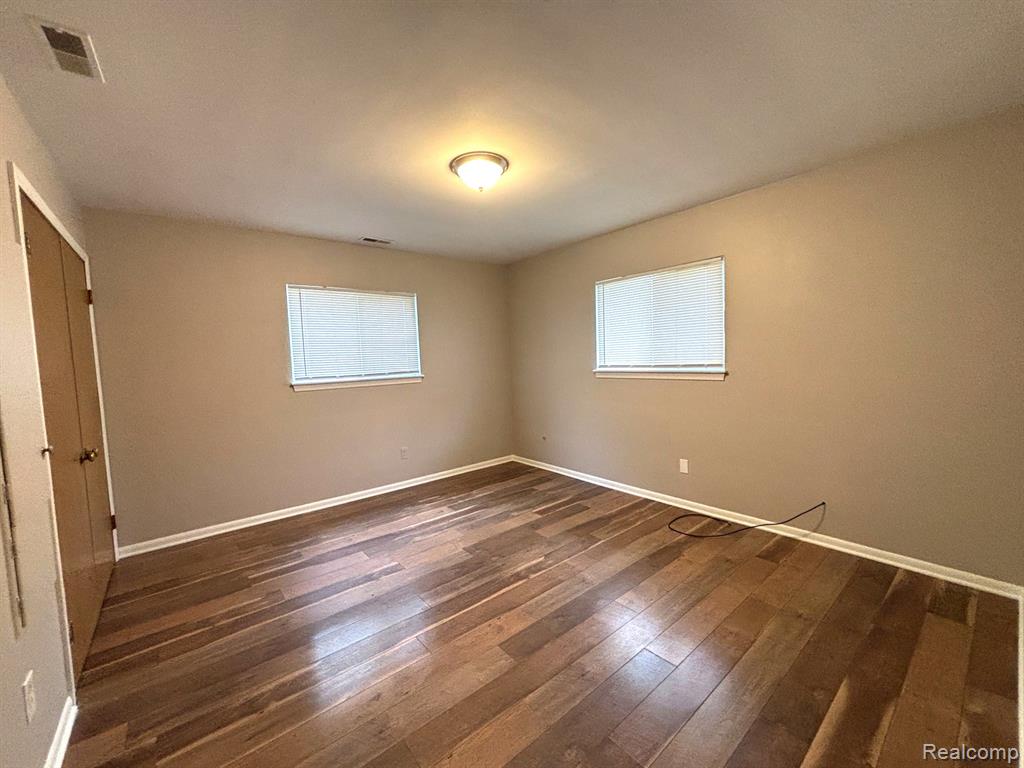 1455 E George Avenue Property Photo 5