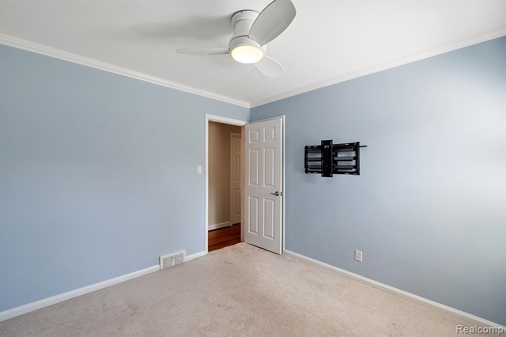 2546 Dorchester Road Property Photo 20