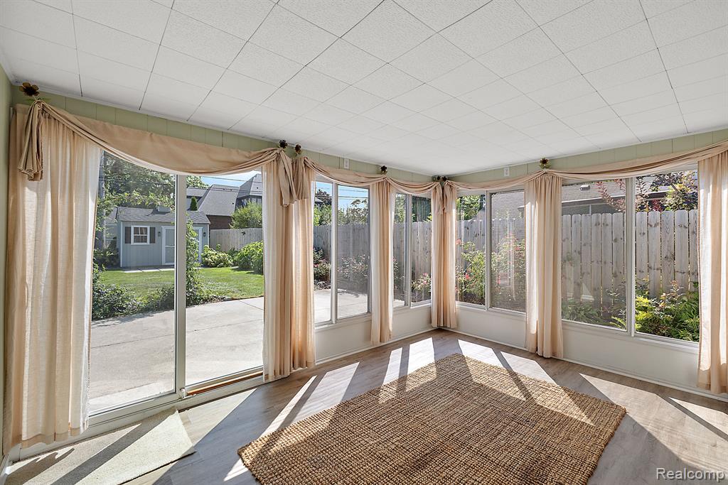 2546 Dorchester Road Property Photo 29