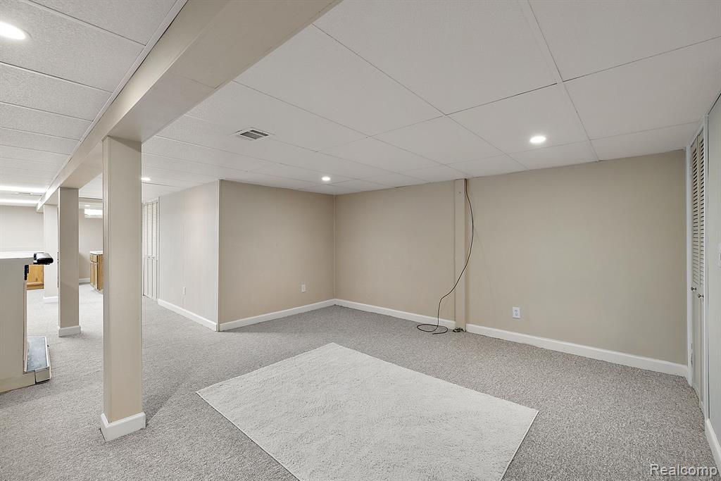 2546 Dorchester Road Property Photo 33