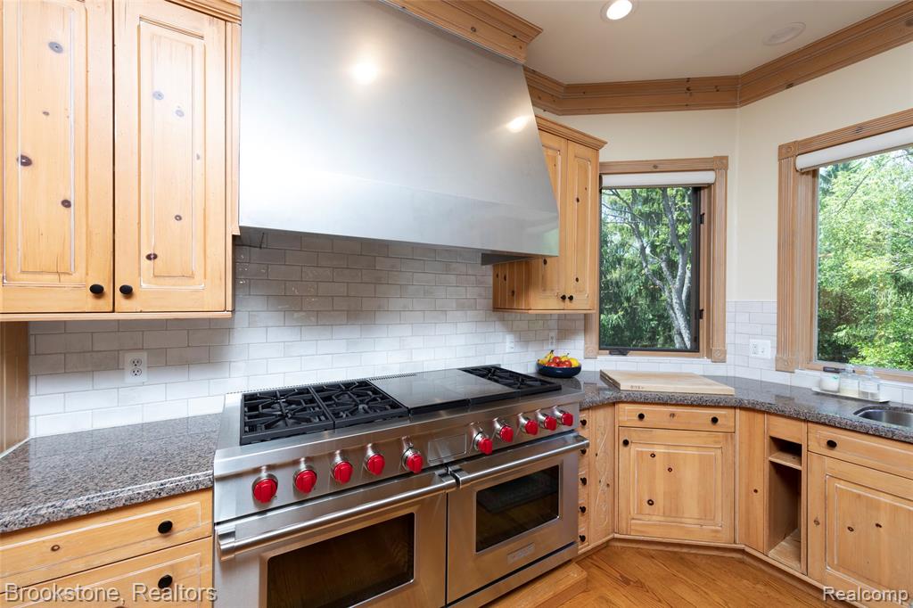 1494 Highpoint Property Photo 31