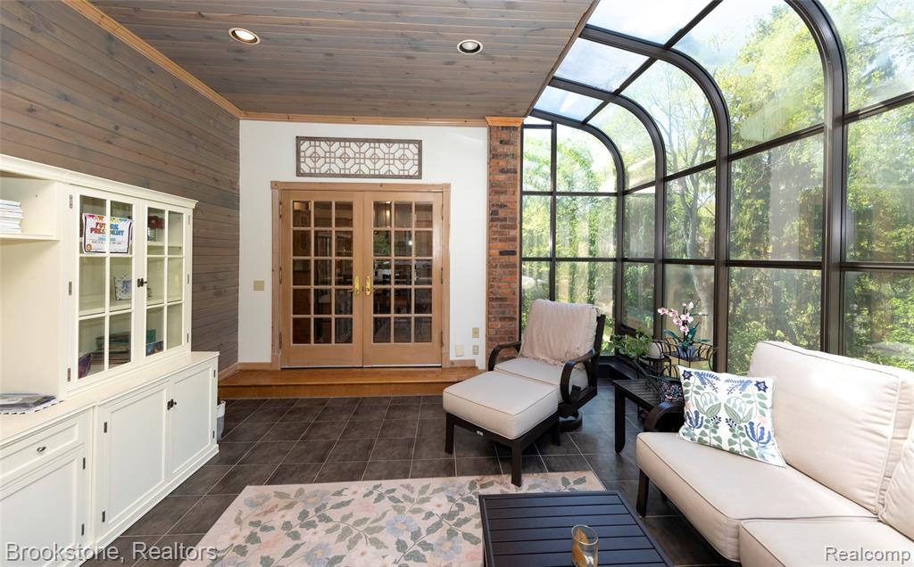 1494 Highpoint Property Photo 36
