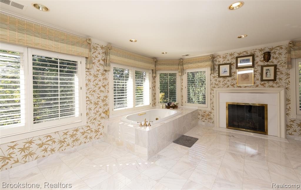 1494 Highpoint Property Photo 52