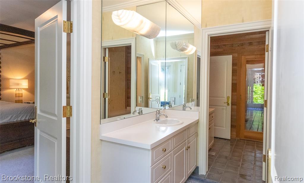 1494 Highpoint Property Photo 70