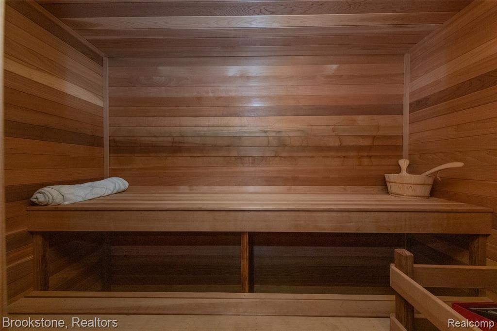 1494 Highpoint Property Photo 73