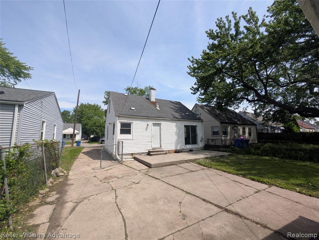 13076 Sherman Avenue Property Photo 15
