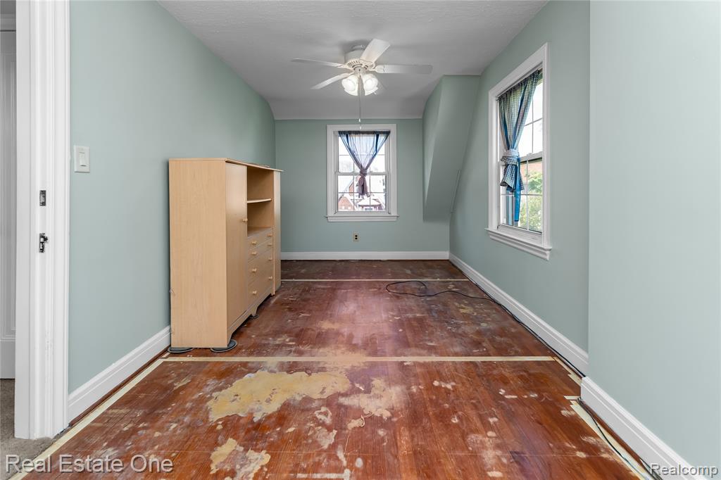 433 Kings Highway Property Photo 15