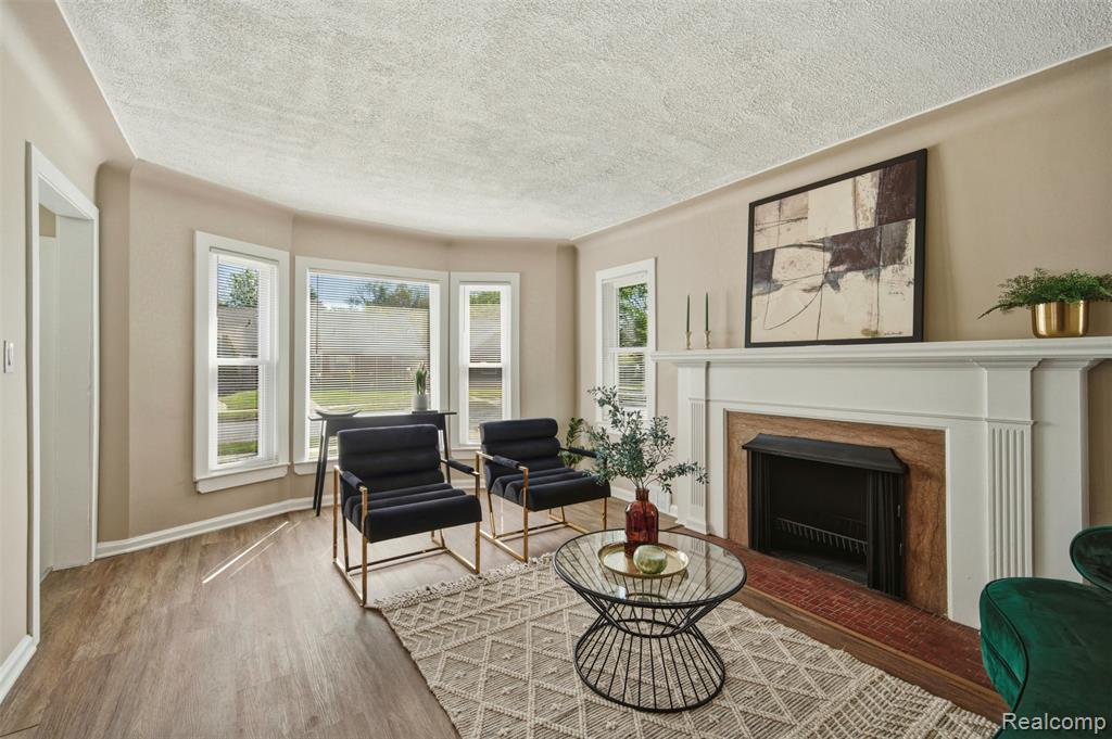 16605 Prevost Street Property Photo 2