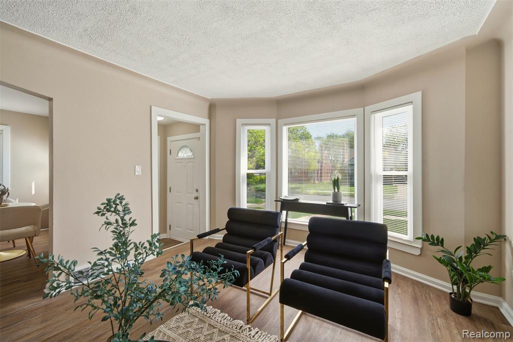 16605 Prevost Street Property Photo 4